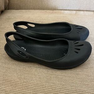 Black Crocs - size 9